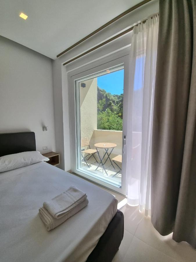 Marea Retreat Rooms Marina di Camerota Εξωτερικό φωτογραφία